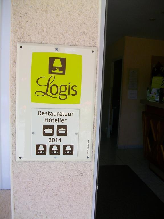 Logis Auberge La Grange De Renaudet Larche  Buitenkant foto